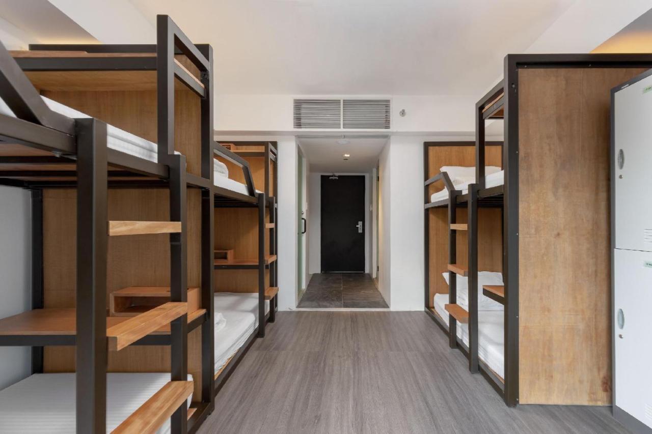 Draper Makati Hostel *